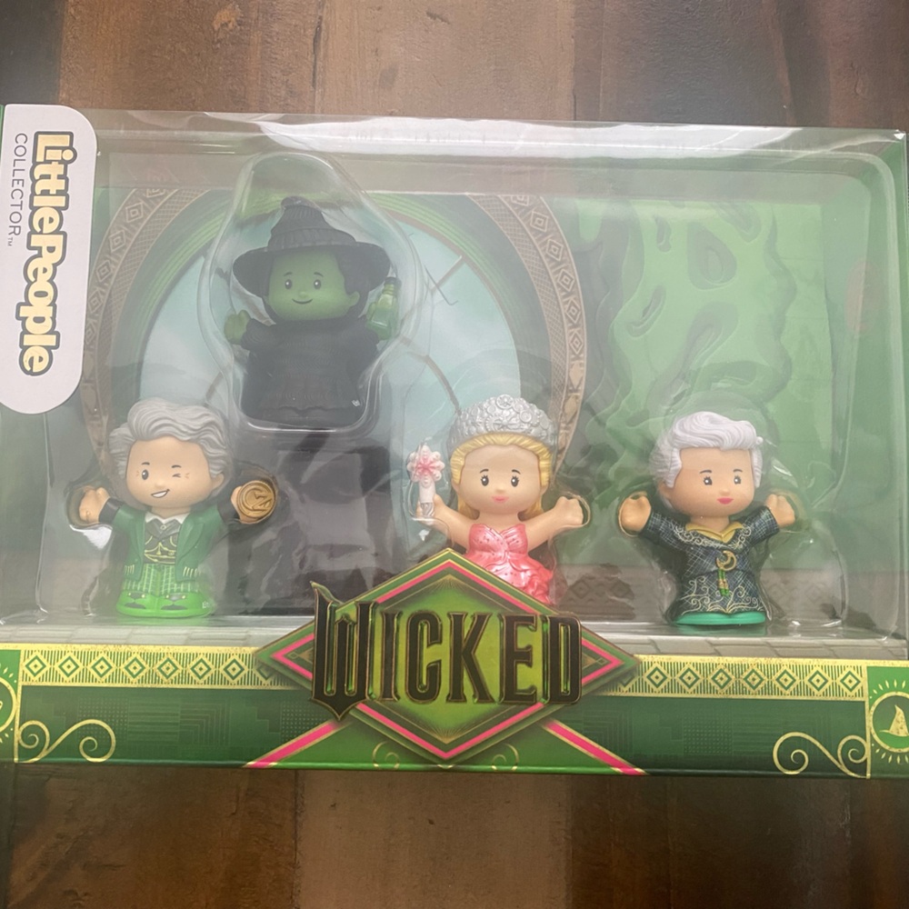 Wicked Little People Set